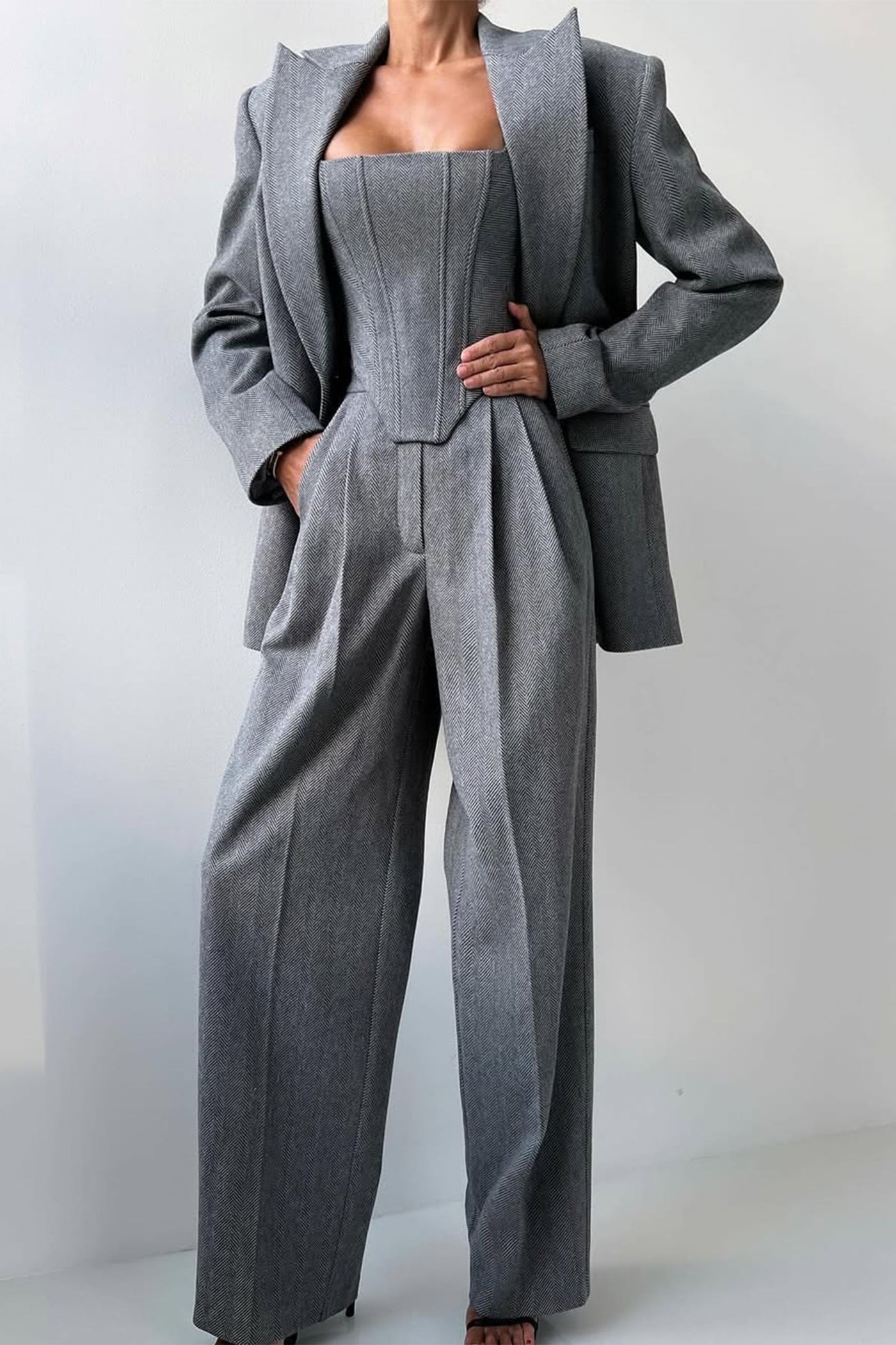 Dolce™ - Tre-delt sæt med dobbeltknappet blazer