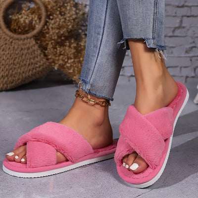Helga | Stilfulde Pelsede Cross-Strap Hjemmesko